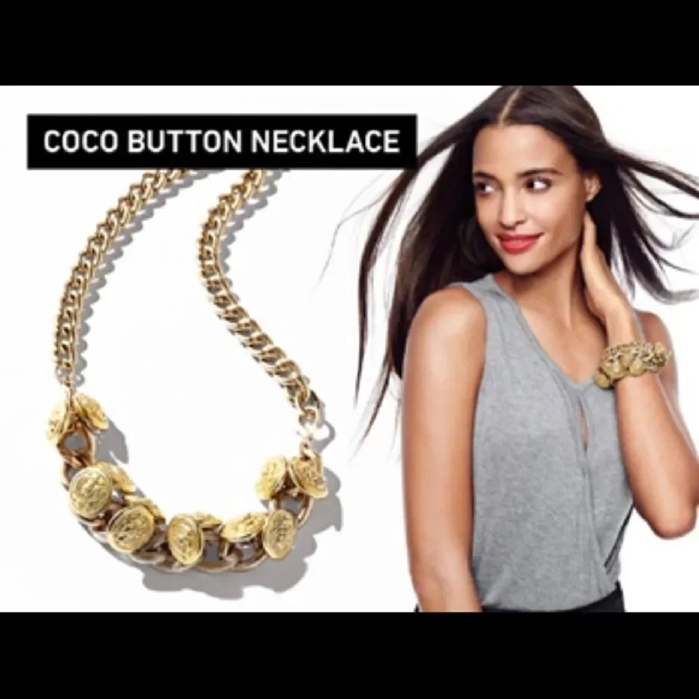 NWT CABI BRUSHED GOLD COCO BUTTON STATEMENT NECKLACE NAUTICAL